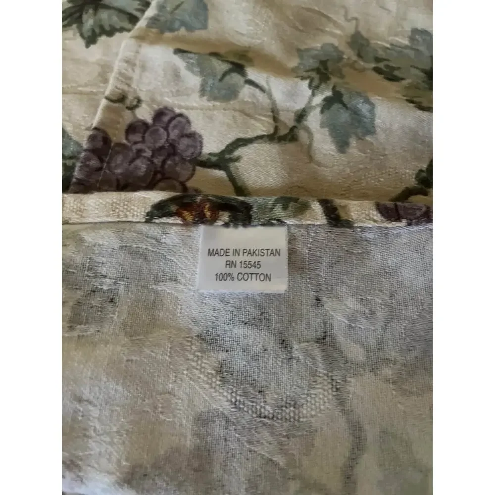 Set of 2 Waverly Garden Room Table Napkins Cotton India Grapes Vineyard Cottage